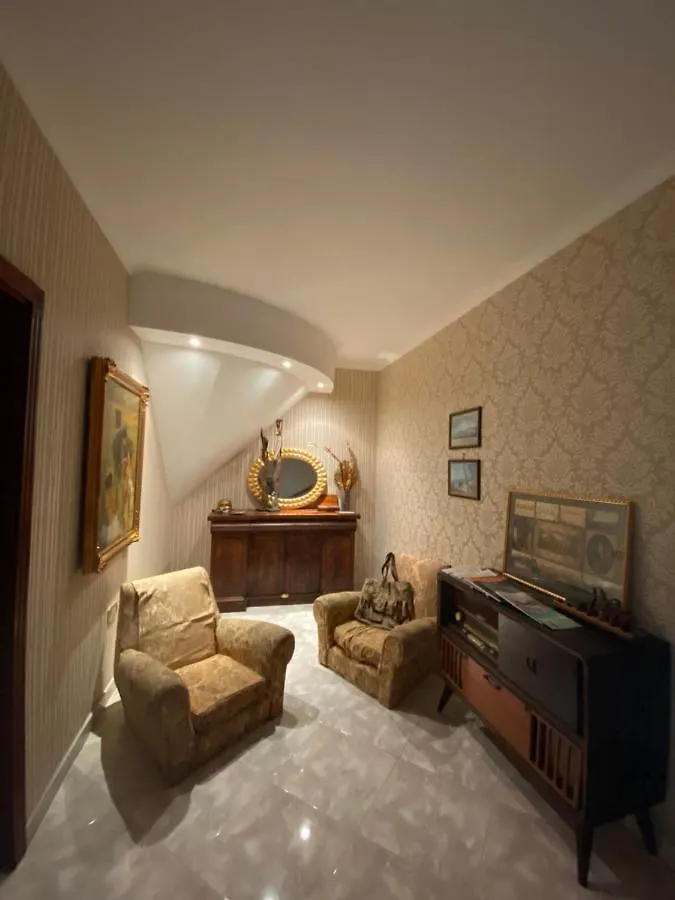 Casa Kamalei, Tra Plebiscito E Lungomare Apartment Naples