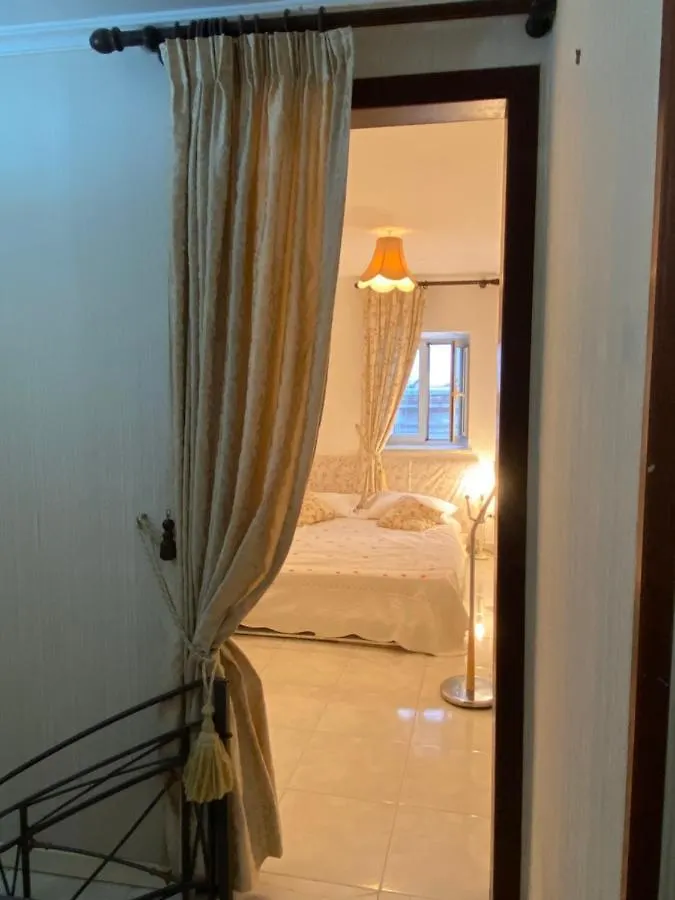 Apartamento Casa Kamalei, Tra Plebiscito E Lungomare Nápoles